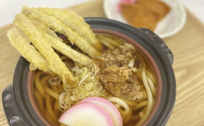 煮込みごぼ天うどん