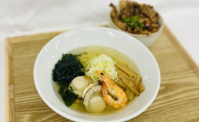 塩ラーメンとミニ豚丼